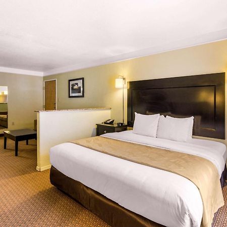Quality Inn & Suites Gallup I-40 Exit 20 Εξωτερικό φωτογραφία