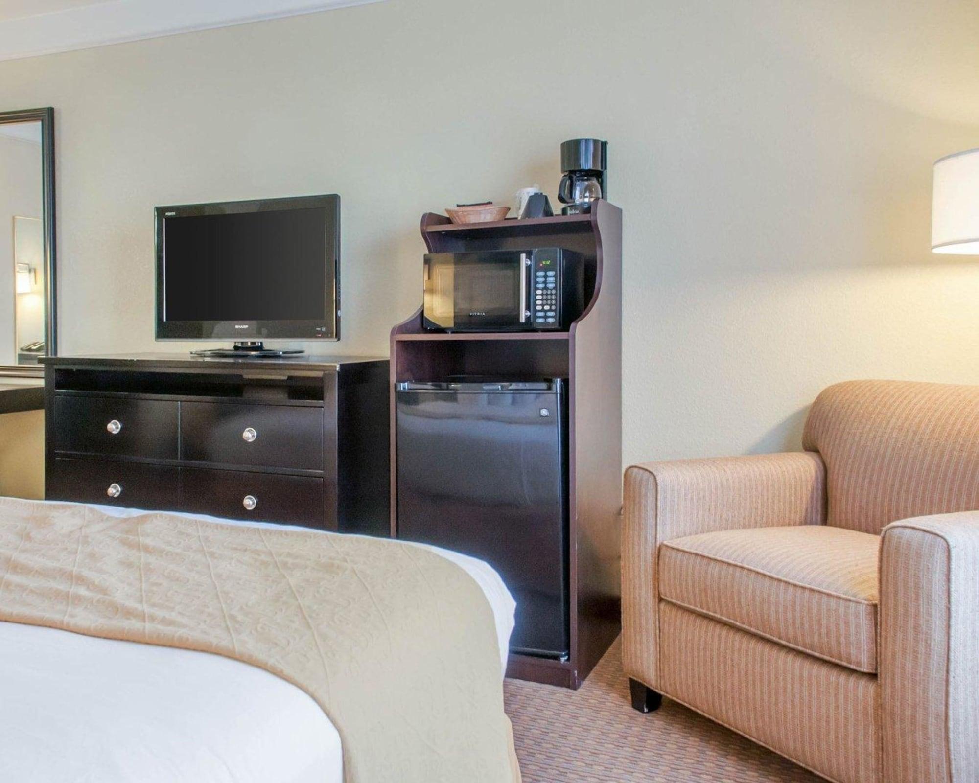 Quality Inn & Suites Gallup I-40 Exit 20 Εξωτερικό φωτογραφία