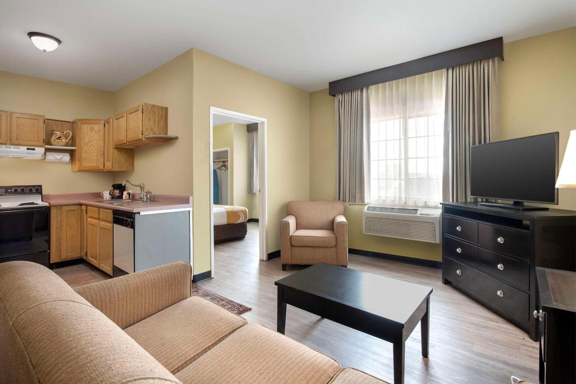 Quality Inn & Suites Gallup I-40 Exit 20 Εξωτερικό φωτογραφία