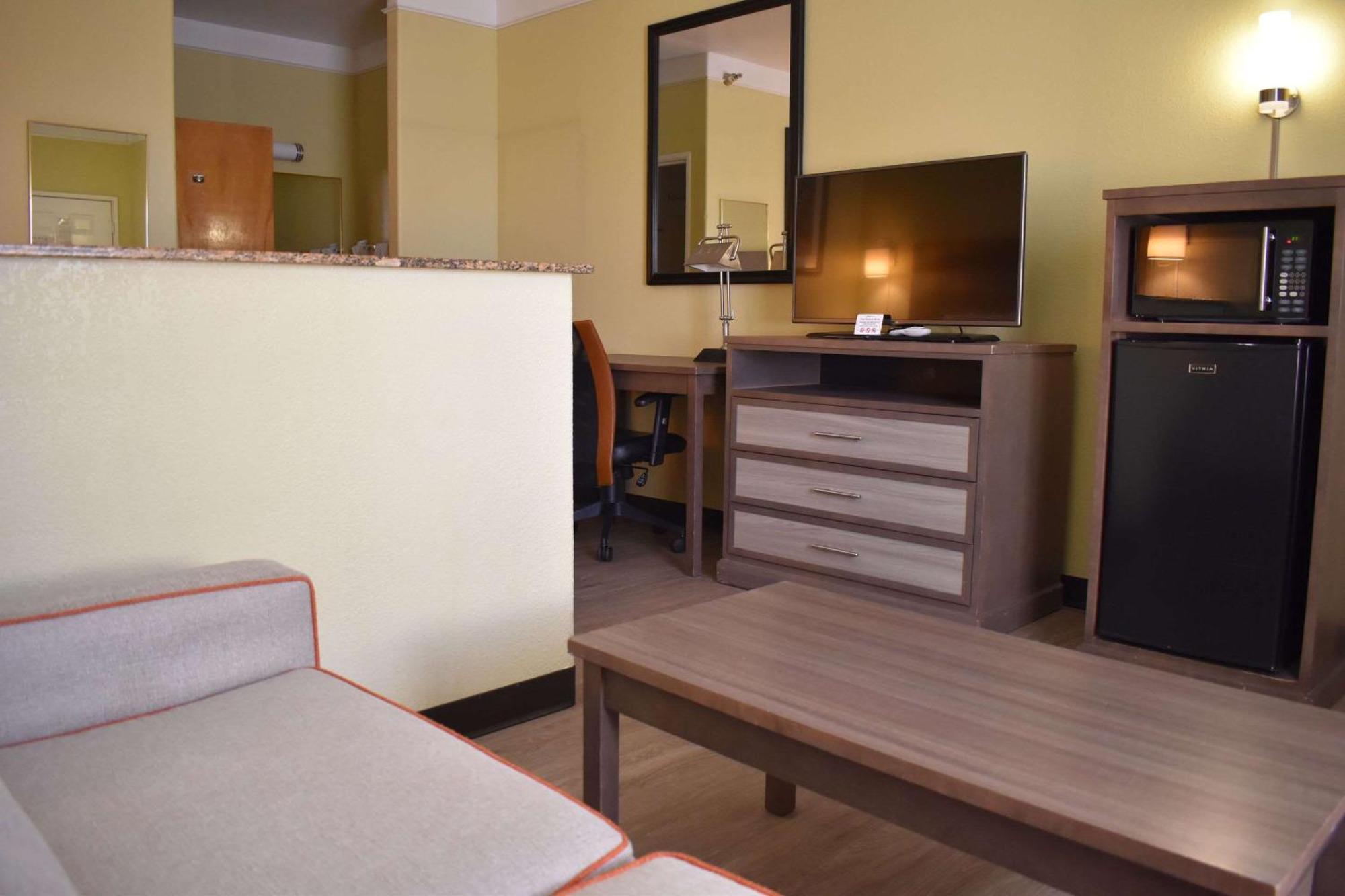 Quality Inn & Suites Gallup I-40 Exit 20 Εξωτερικό φωτογραφία