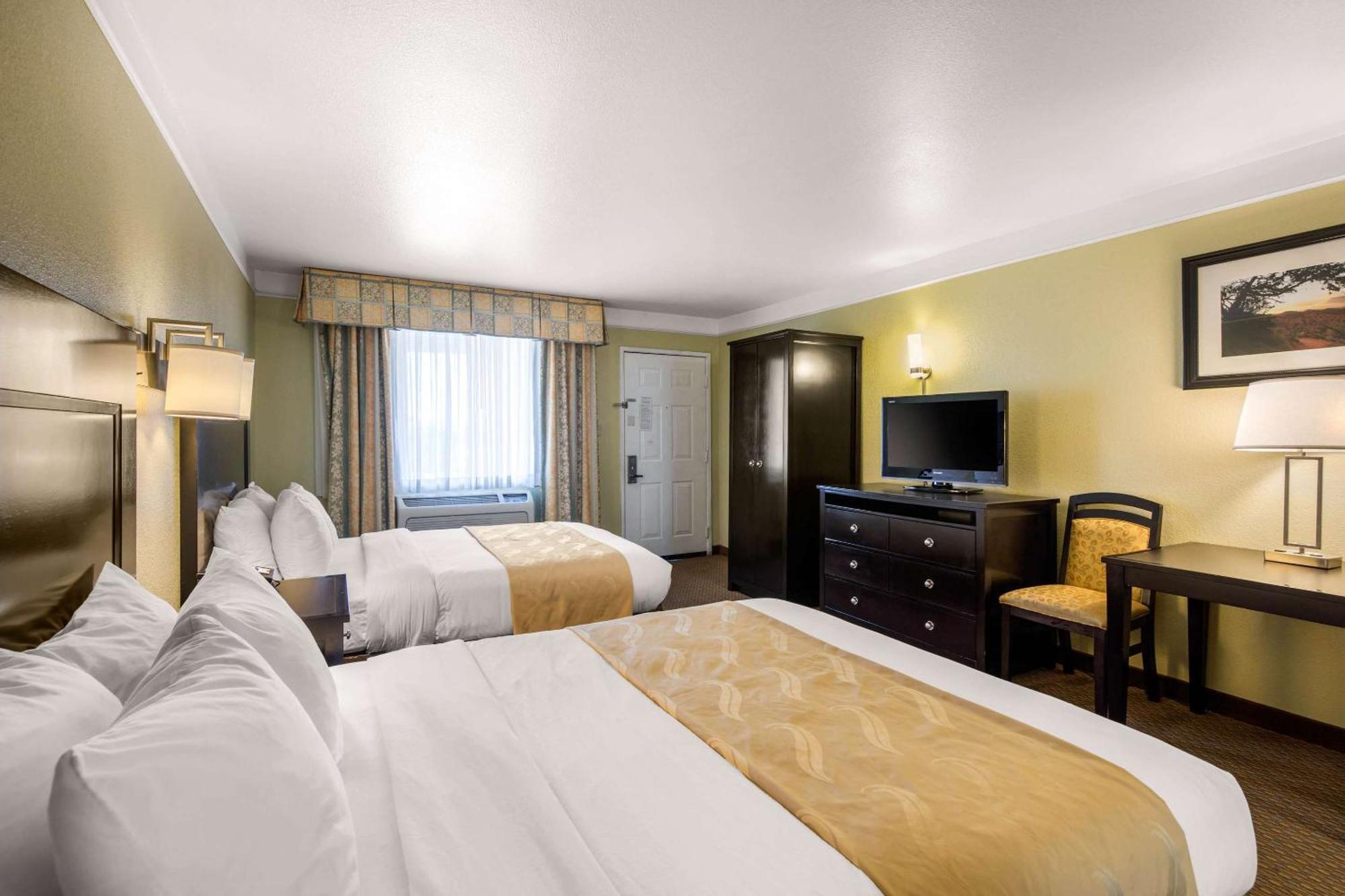 Quality Inn & Suites Gallup I-40 Exit 20 Εξωτερικό φωτογραφία