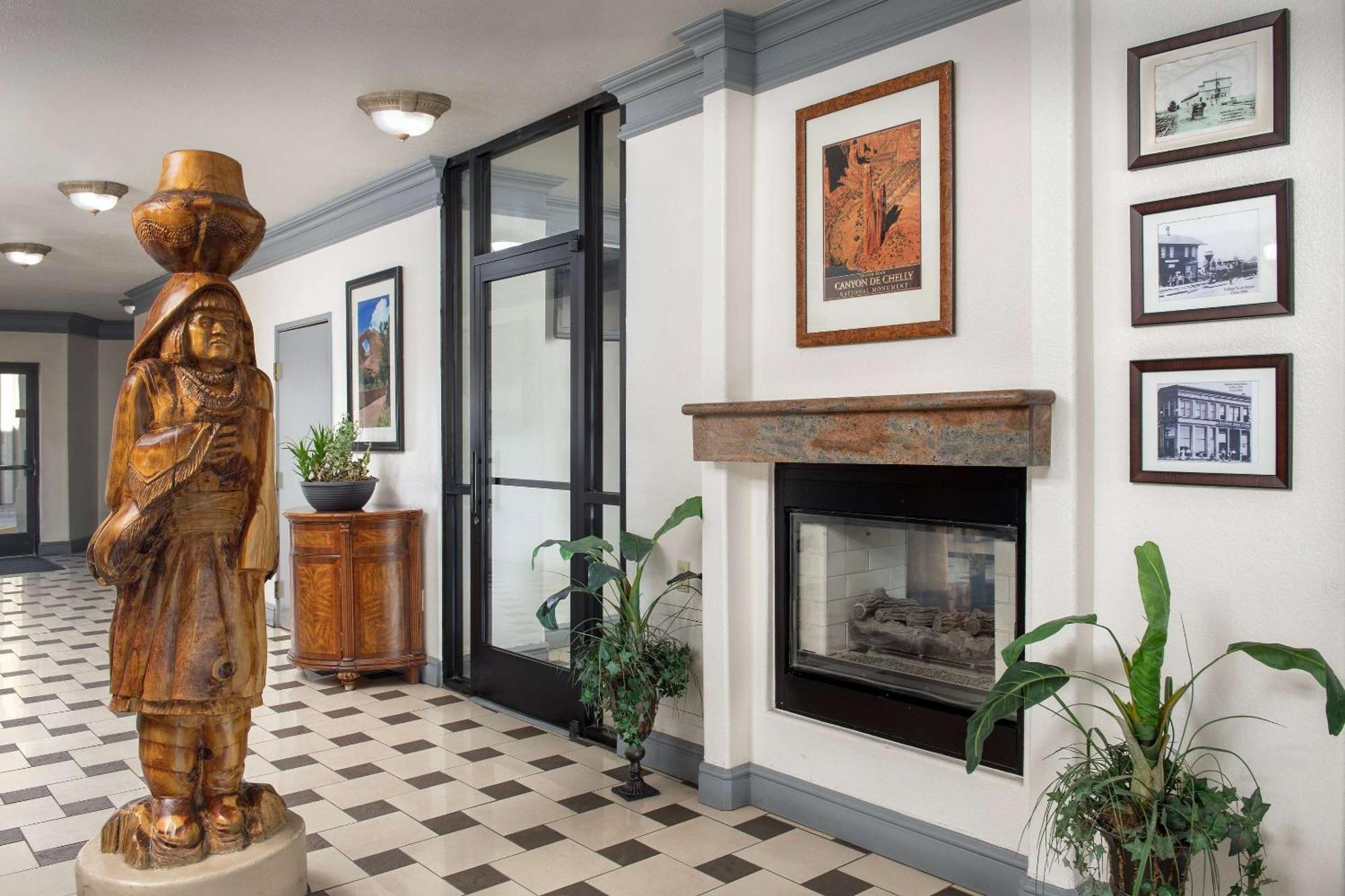 Quality Inn & Suites Gallup I-40 Exit 20 Εξωτερικό φωτογραφία