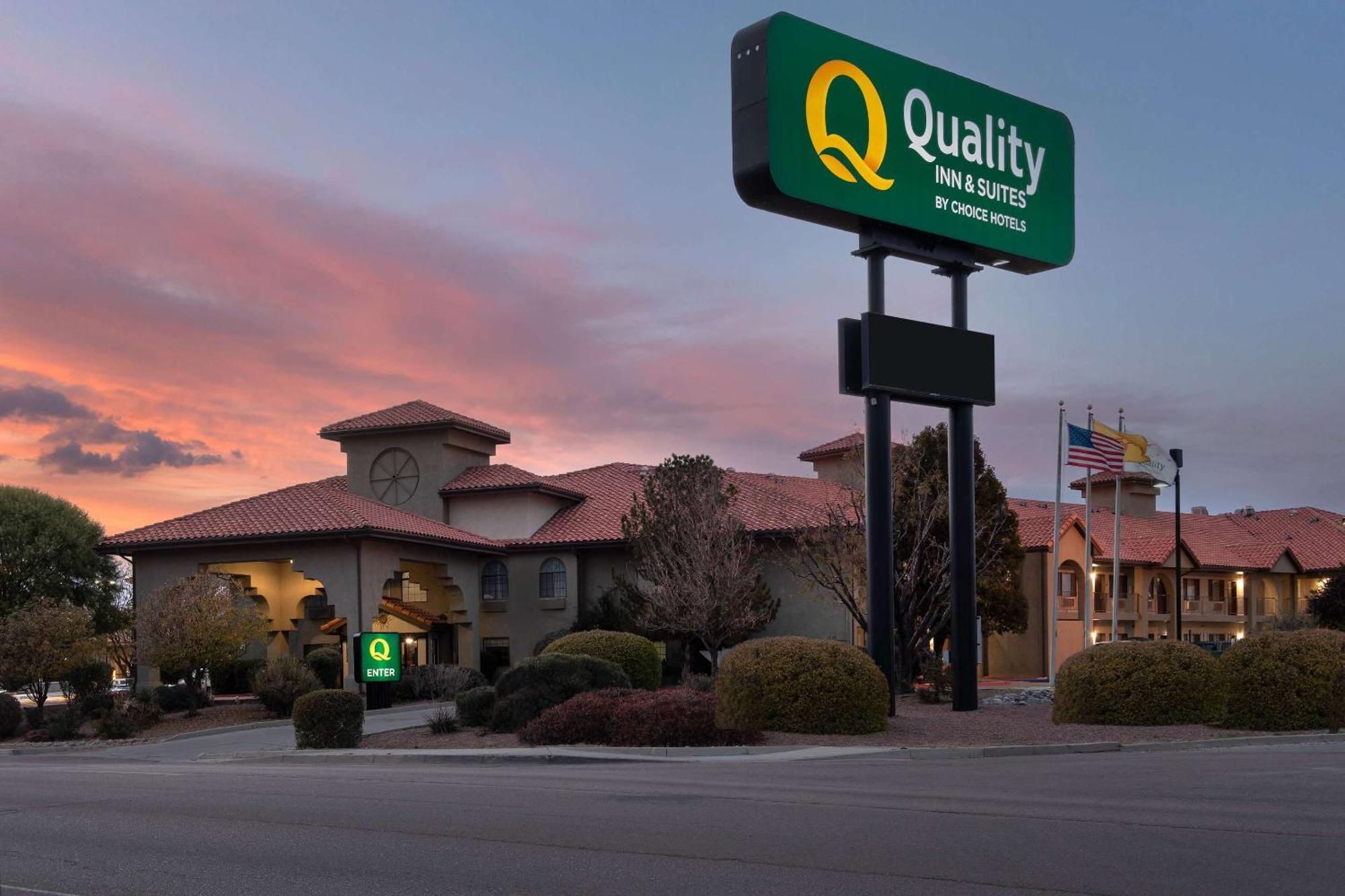Quality Inn & Suites Gallup I-40 Exit 20 Εξωτερικό φωτογραφία